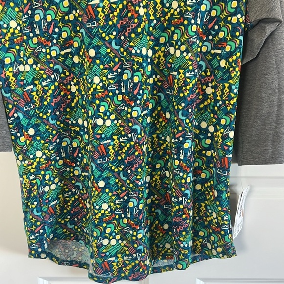 NWT LuLaRoe Randy Top Shirt Geometric Aztec Raglan Gray Blue Green Yellow Large - Picture 3 of 6